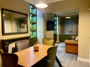 Eachtra House-minutes from city